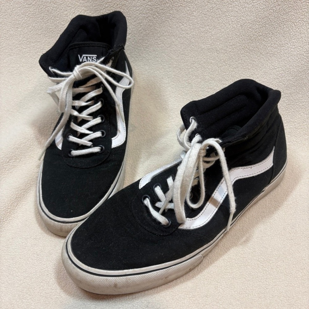 Vans Sk8-Hi Black White Canvas High Top Skater Shoes Womens 10 Grunge Athleisure